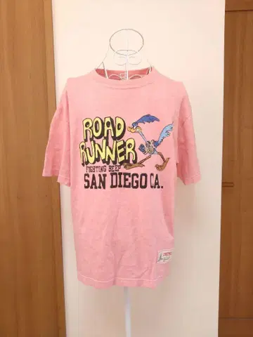 CHESWICK ROAD RUNNER 핑크 T셔츠 사이즈 M