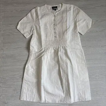 A.P.C 반팔 원피스 화이트 36 사이즈