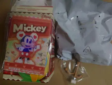 POPMART 미키 Marshmallow Mickey 마쉬멜로우
