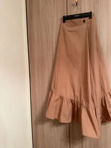 ZARA 완판 탄력감 밑단 프릴의 고급 롱 스커트 S