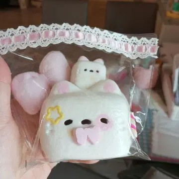새상품 도톰 부드러운 고양이 머리 2개짜리 스퀴즈 쪼물쪼물