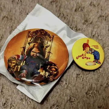 CHUCKY 캔뱃지 2개 세트