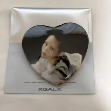 XG 코코나 캔뱃지