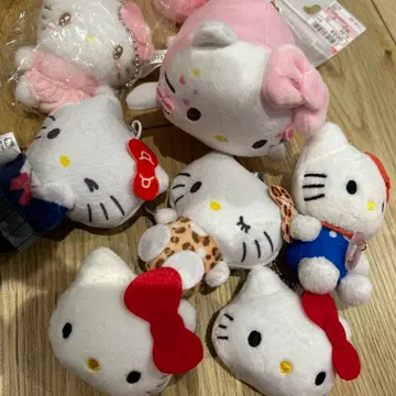 헬로키티 봉제 인형 볼체인 가챠 시마무라 아베일 키티