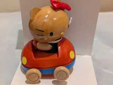 헬로키티 우드 컬렉션 자동차