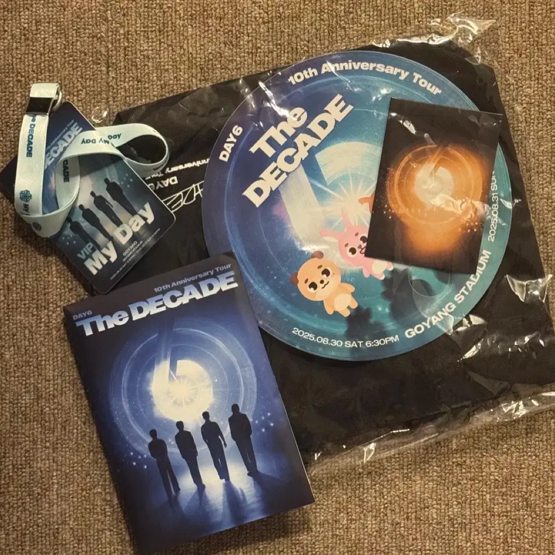 DAY6 | 데이식스 Day6 10th Anniversary Goyang Concert Entrance Gift