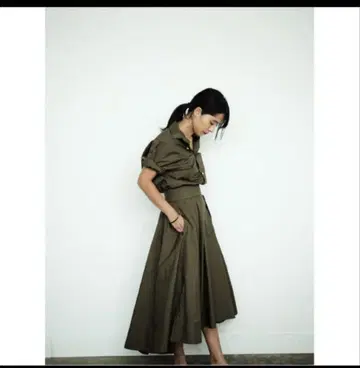 [ MADISONBLUE ] 카키 셔츠 스커트 셋업