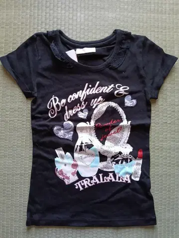 TRALALA 투라라 반팔 T셔츠 화장품 패턴