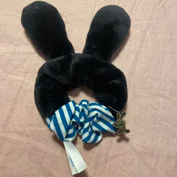 TOKYO Disney resort 오즈왈드 스크런치