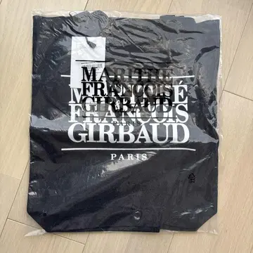 MARITHE FRANCOIS GIRBAUD 토트백