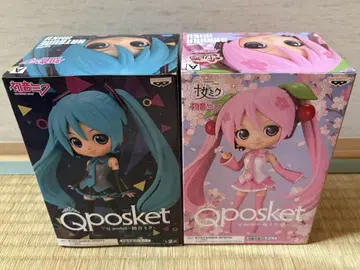 Qposket 하츠네 미쿠 & 벚꽃 미쿠 2체 세트
