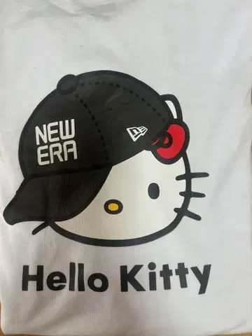 NEW ERA Hello Kitty 캡 디자인 T셔츠