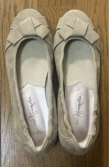 긴자 카네마츠 펌프스 베이지 24.5cm