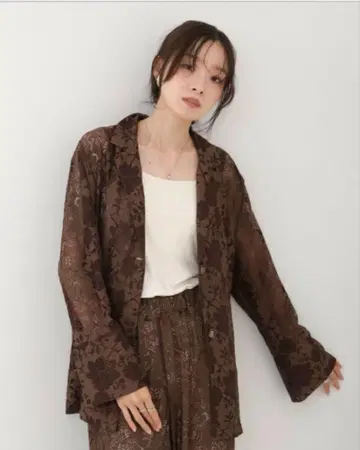 Bou Jeloud Bab 플라워 레이스 자켓 6300엔