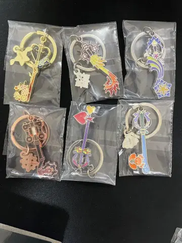 제일복권 킹덤하츠 G상 키 블레이드 참 컬렉션