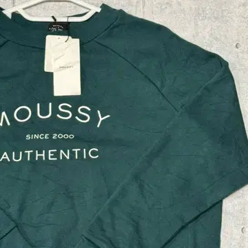 새상품 정가 5390엔 MOUSSY 래글런 맨투맨 트레이닝복 마우지
