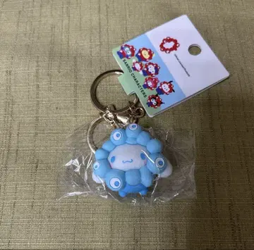 오사카 만박 산리오 시나몬 롤, 미야쿠미야쿠 변신 입체 키링