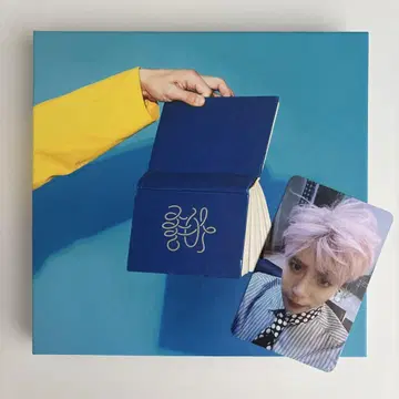 SHINee 종현 좋아 She is 트레이딩 카드 포함