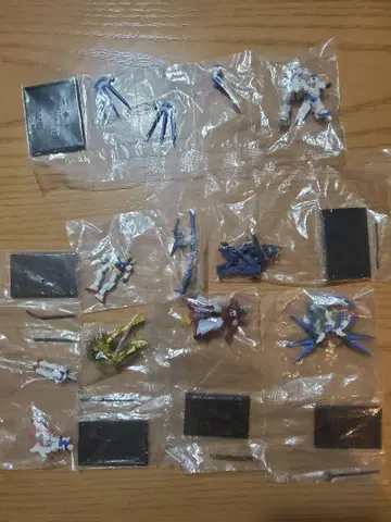 건담 컬렉션 6개