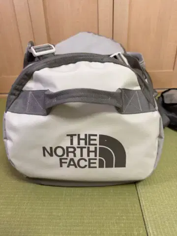 THE NORTH FACE 베이스 캠프 71L 더플백 M