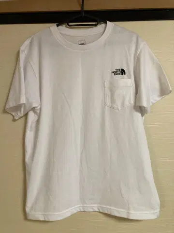 THE NORTH FACE 포켓 부착 T셔츠 화이트 M