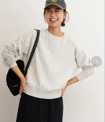 저널 스탠다드 리룸 사이드리브 컴팩트 맨투맨