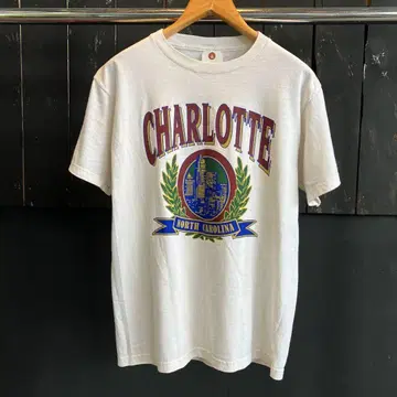 [ USA ] CHARLOTTE 칼리지 로고 노스캐롤라이나 T셔츠