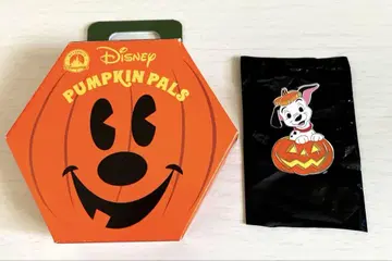 디즈니 스토어 할로윈 시크릿 핀 배지 Pumpkin Pals