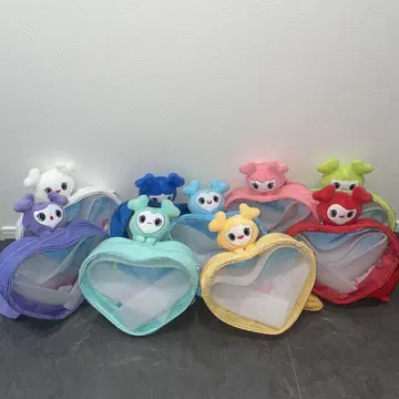 GiGO 한정판 TWICE LOVELYS 삐요코큥 바디백 컴프 세트
