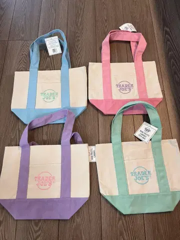 Trader Joe's 한정판 미니 토트백 파스텔 컬러 4개 세트