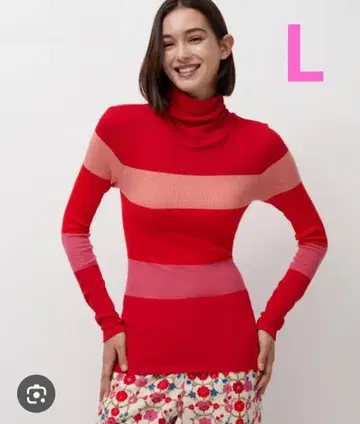 유니클로 x 프린세스 탐탐 히트텍 심리스 리브 터틀넥 T L