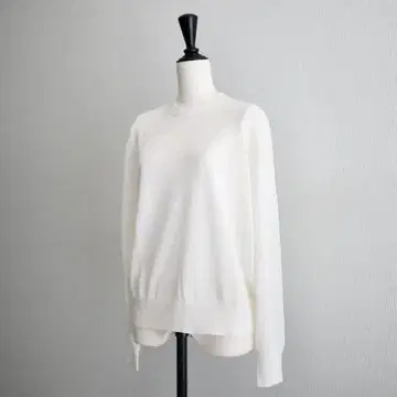택 포함 BETOUPE 린넨 니트 화이트 크루넥 현행 모델