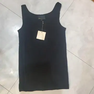 디자인 웍스 탑 블랙