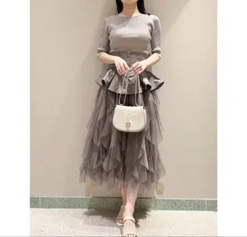 snidel 페플럼 벨트 샤샤 스커트