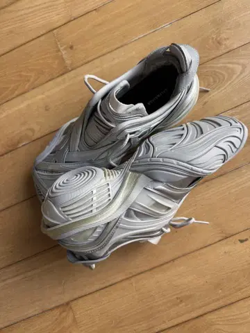 Tyrex Sneaker 실버 41