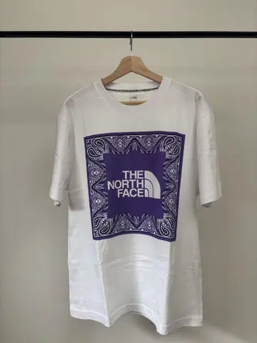 THE NORTH FACE 반다나 프린트 T셔츠 L 사이즈