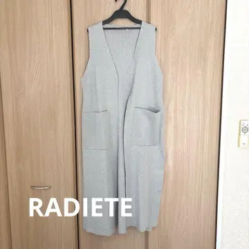 미사용 새상품 [ RADIETE ] 그레이 가디건