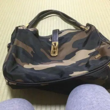 카모 패턴 숄더백