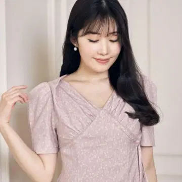 새상품 Herlipto Palermo Wrap-Effect Dress