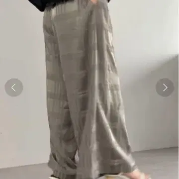 비어즐리 BEARDSLEY 섀도우 체크 와이드 팬츠 카키