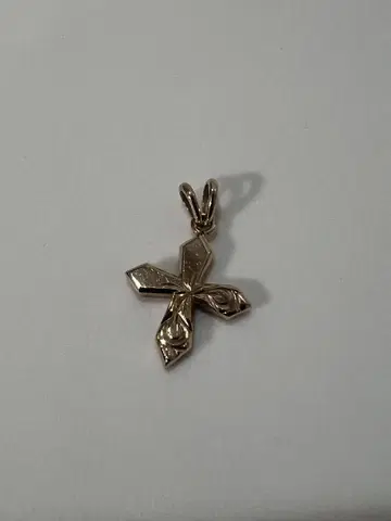 골드 크로스형 펜던트