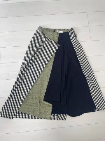 이번 달까지 가격 인하 중 엔폴드 롱 스커트