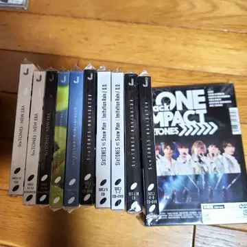 SixTONES CD 세트와 혜택 굿즈 등