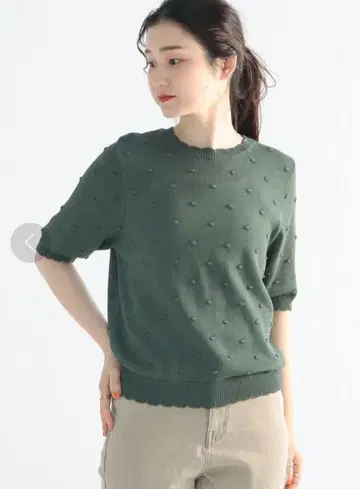BEAMS HEART 자카드 스캘럽 니트