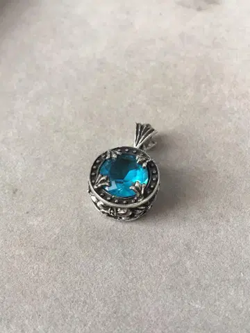[새상품] silver925 백합 블루 지르코니아 펜던트 탑 각인 있음