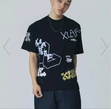 XLARGE 그래픽 프린트 T셔츠