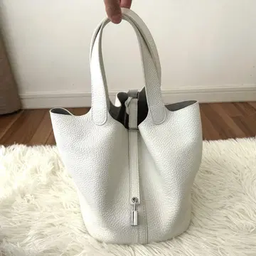 핸드백 큐브백 화이트 대용량