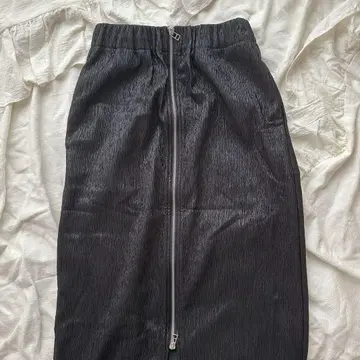 센터 지퍼 스커트