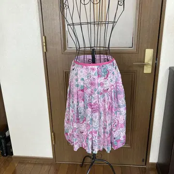 YUMA KOSHINO 유마 코시노 스커트 핑크 퍼플 꽃무늬 오샤레