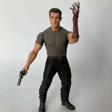 터미네이터 2 T-800 가동 피규어
